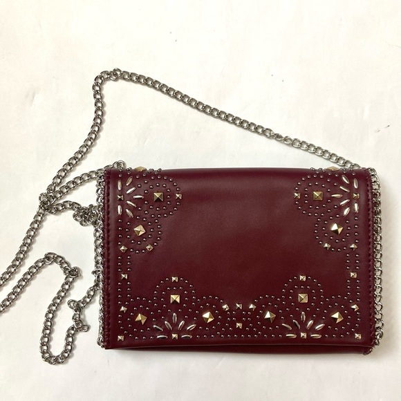 NWT Chelsea28 Burgundy Stem Clutch Crossbody - Picture 9 of 15